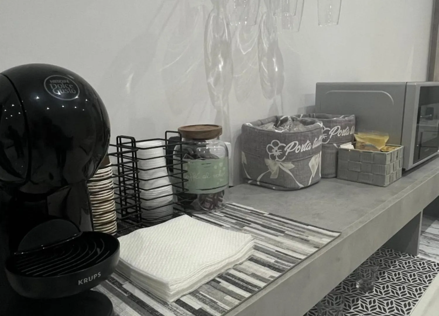 Koronao Apartment - Bari Old City